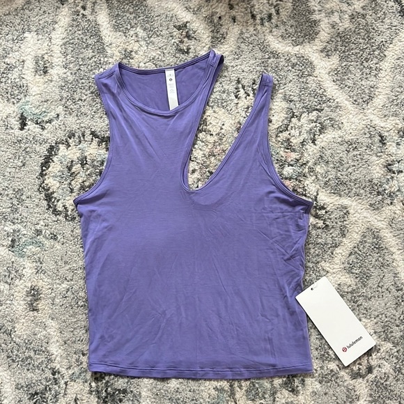 Lululemon Shoulder Cut Out Yoga Tank - Picture 1 of 6